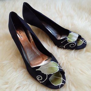 Adele Yen Hand painted silk shoes spike heels
